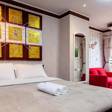 Clean Comfy Cozy Easy To Go Siam Paragon And Chatuchak Market Bangkok Kültér fotó